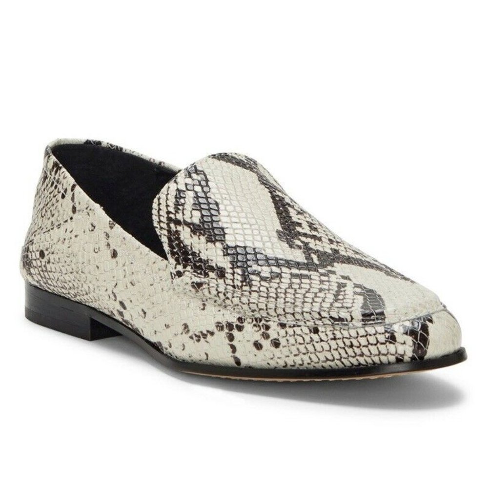 Women's Vince Camuto Snake Skin Flats Size 9 NIB